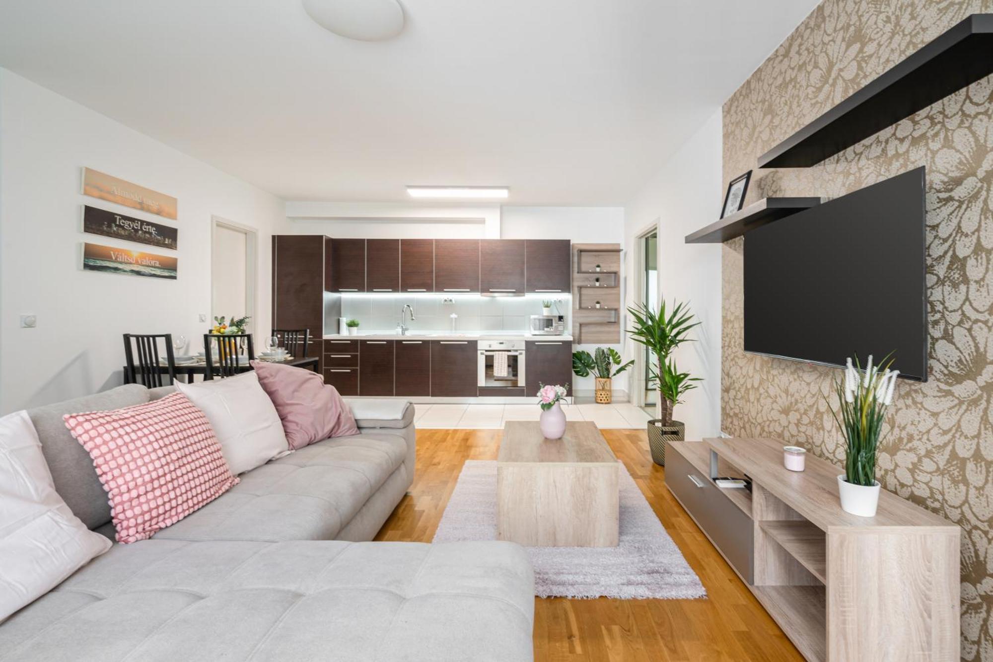 Home Of Serenity - 2 Bdr, Free Parking And Terrace Budapesta Exterior foto