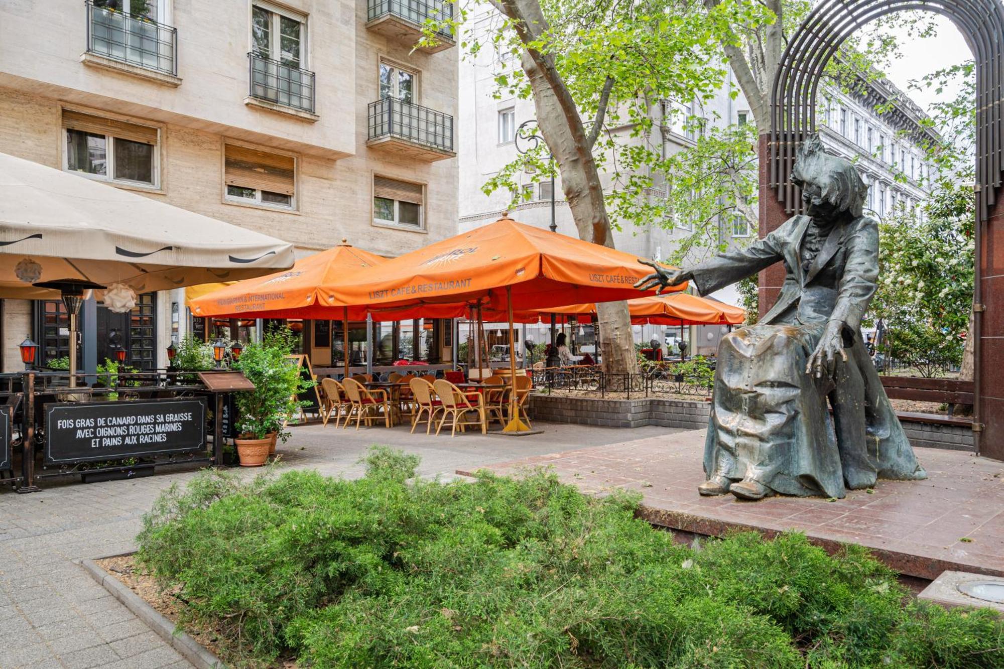 Home Of Serenity - 2 Bdr, Free Parking And Terrace Budapesta Exterior foto